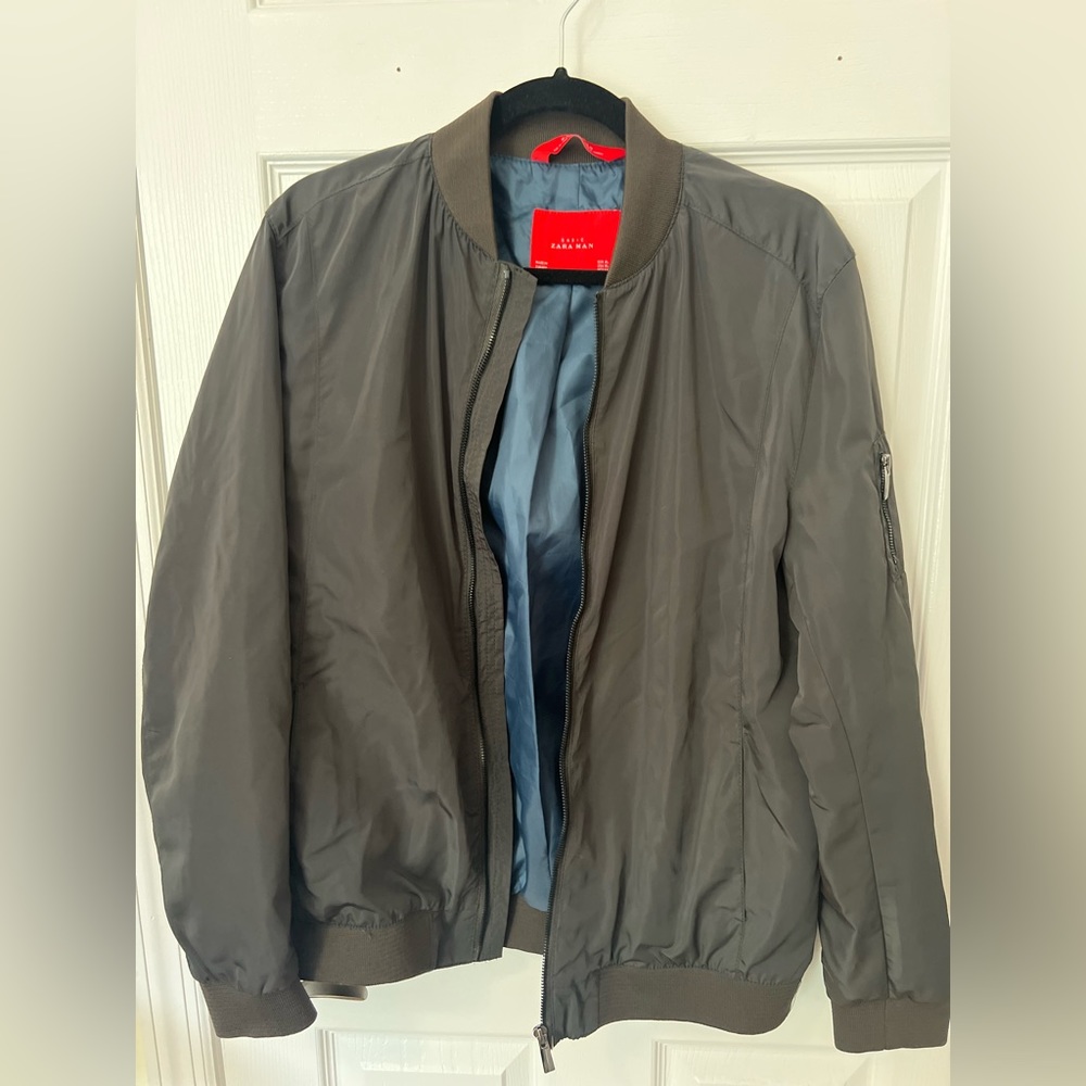 Zara XL Men’s olive lightweight bomber jacket